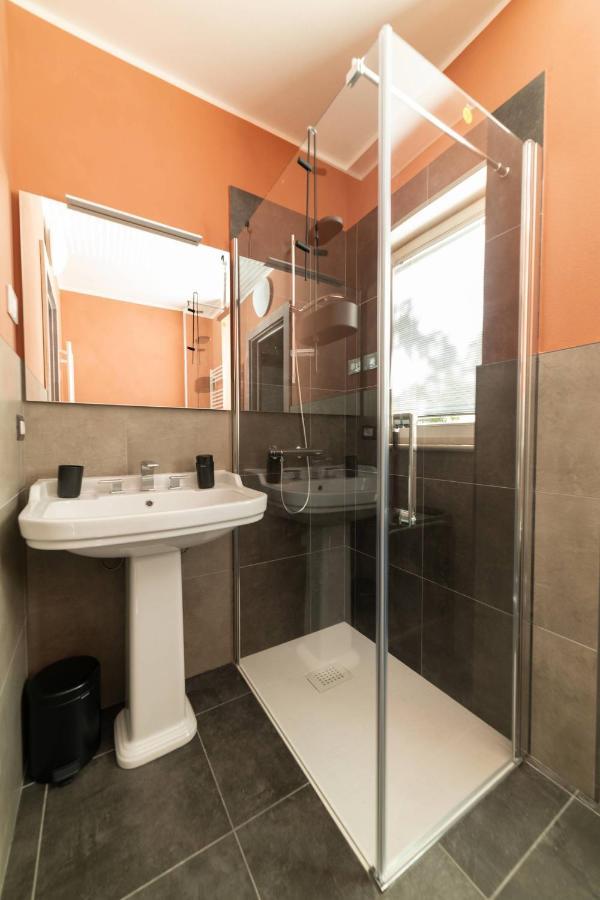 Cityu - Milano 25 Appartamento Trento Centro Con Parcheggio Privato Gratuito ภายนอก รูปภาพ